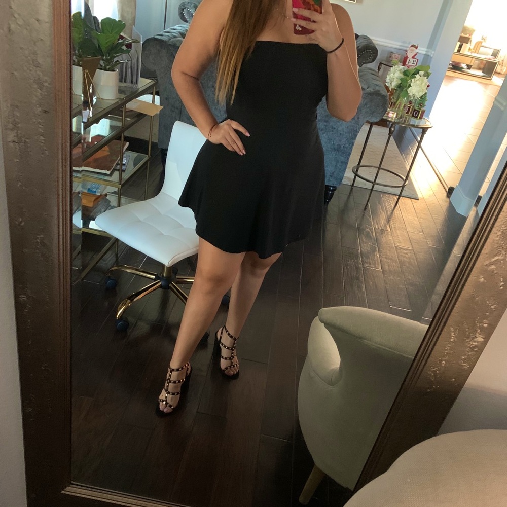 Black strapless dress